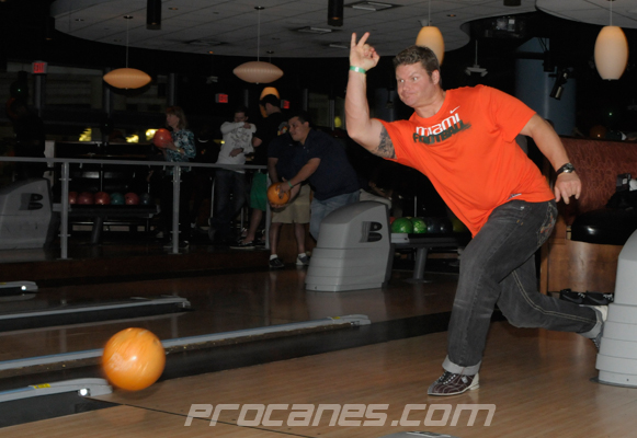 BrettRombergHOFBowl2012