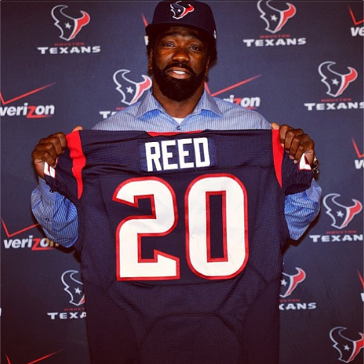 PHOTO: Ed Reed \u0026 His New Texans Jersey 