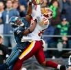 capt.95012f8ba3de43e1bb8cb53ec05b32dc.redskins_seahawks_football_sea103